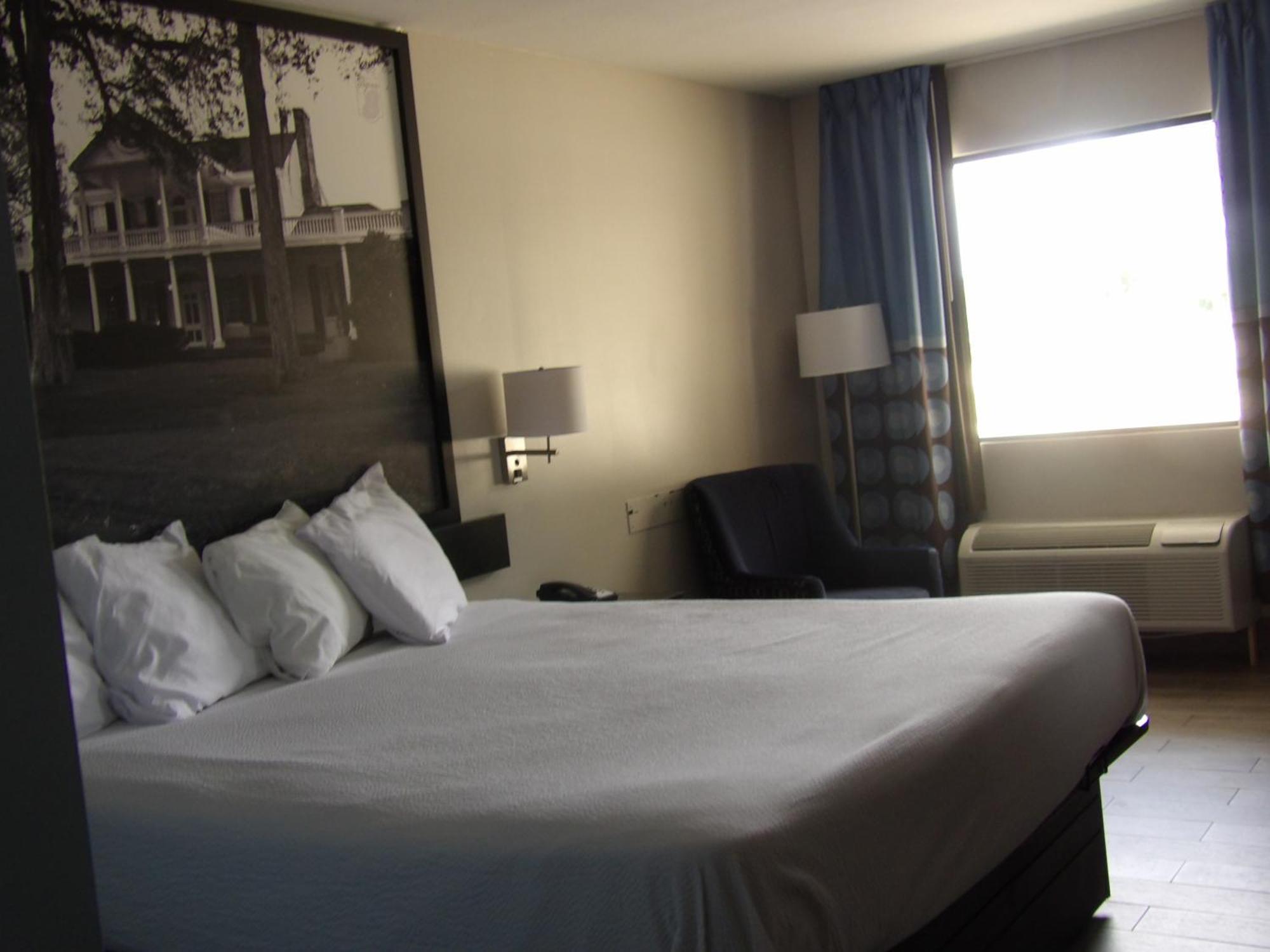 Super 8 By Wyndham Biloxi 3*