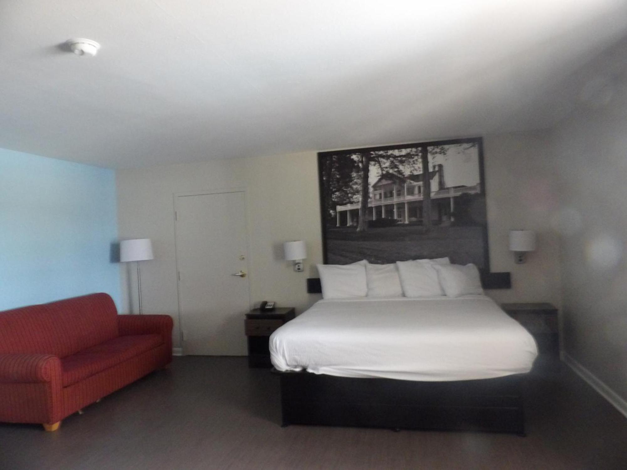 Super 8 By Wyndham Biloxi Hotel 3*