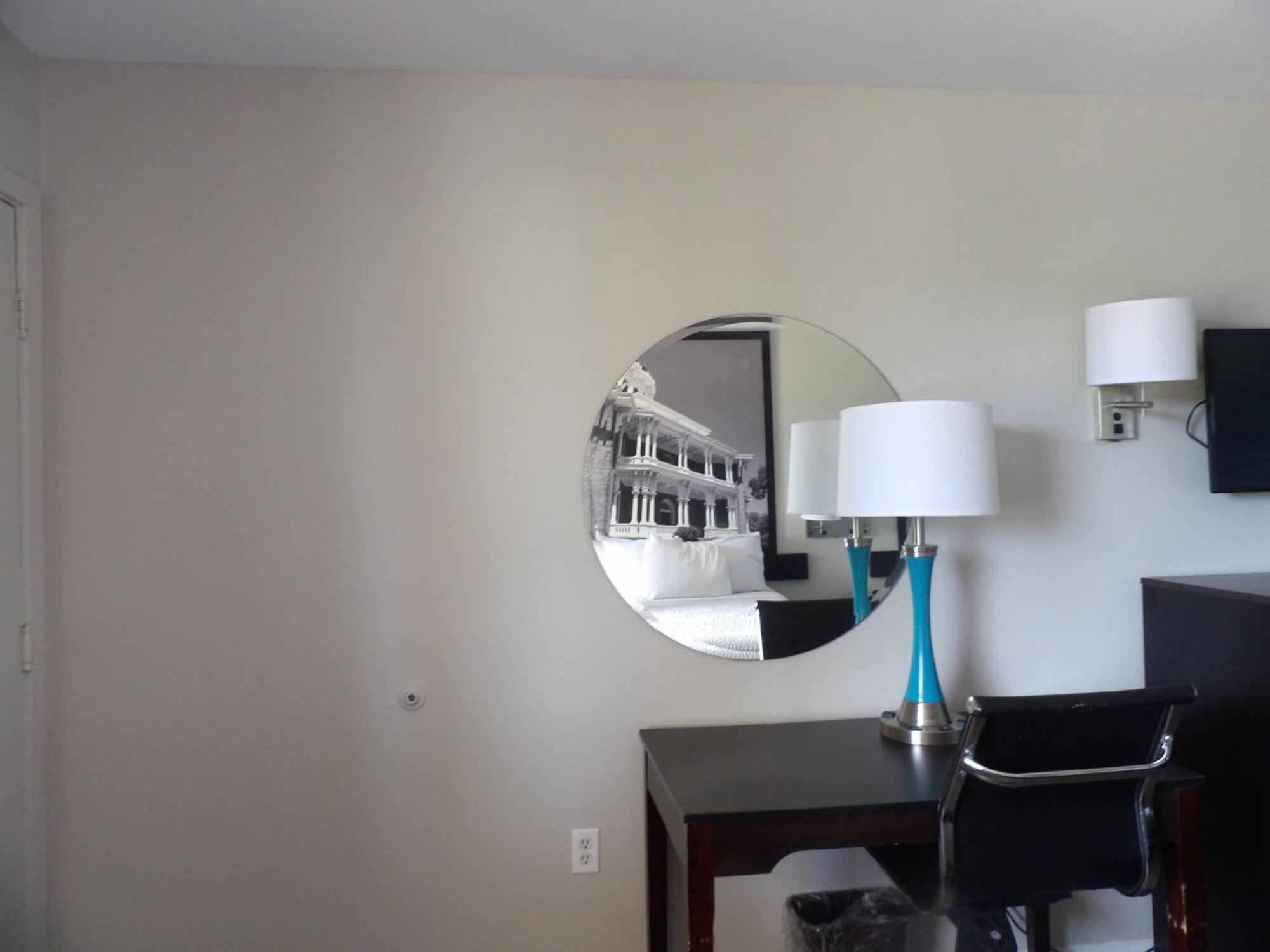 Hotel Super 8 By Wyndham Biloxi 3*