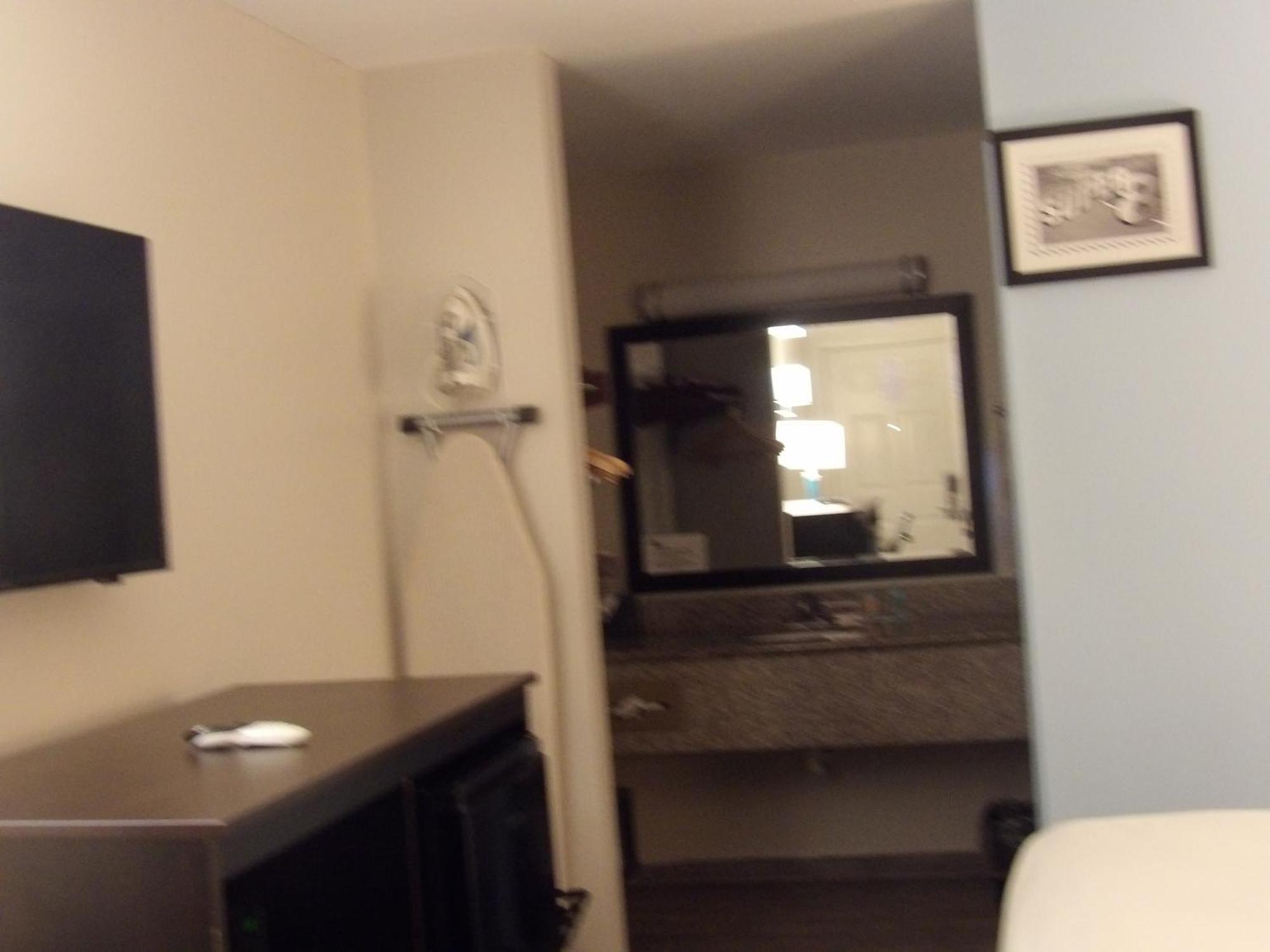 Super 8 By Wyndham Biloxi