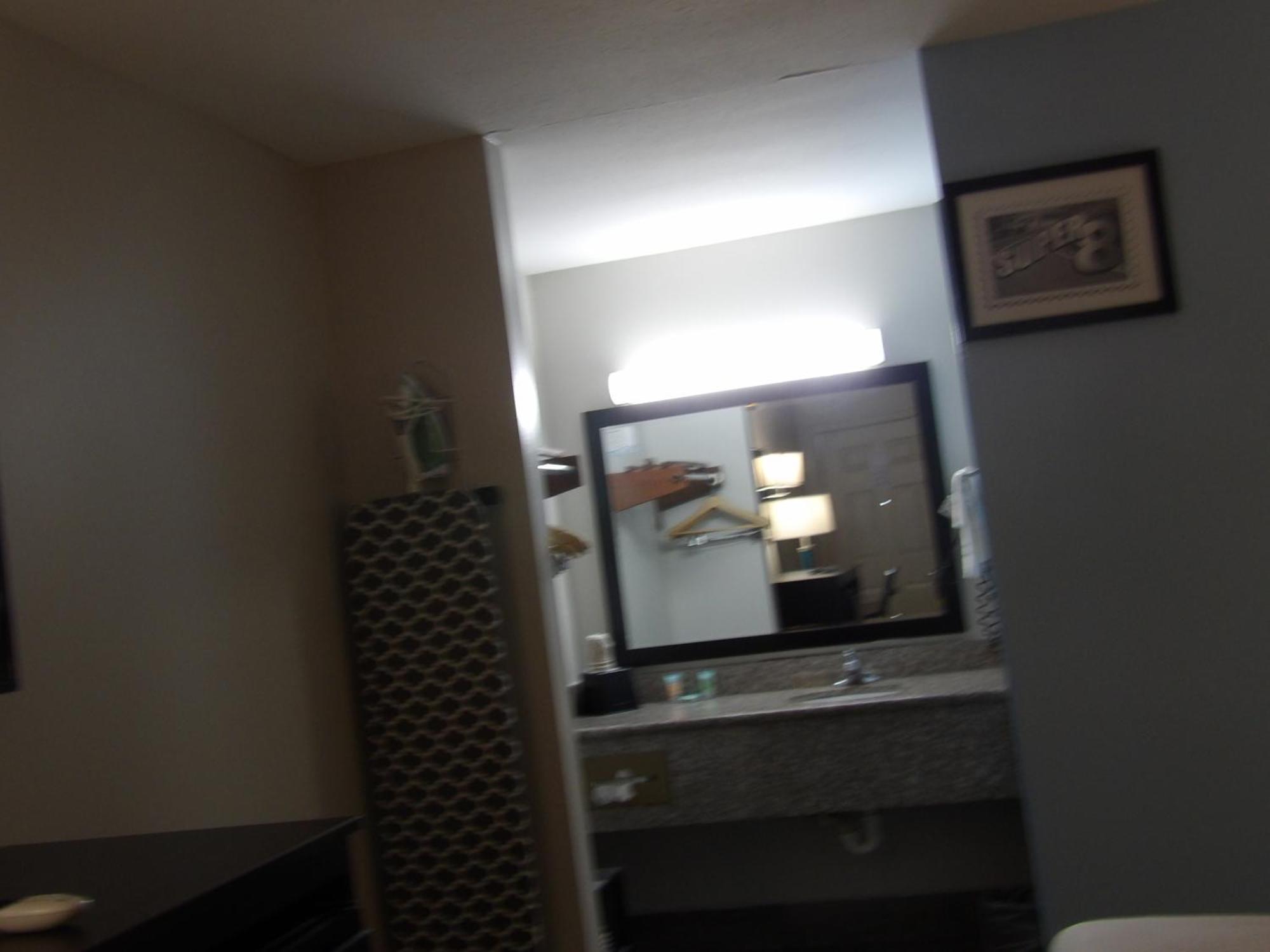 Super 8 By Wyndham Biloxi 3*