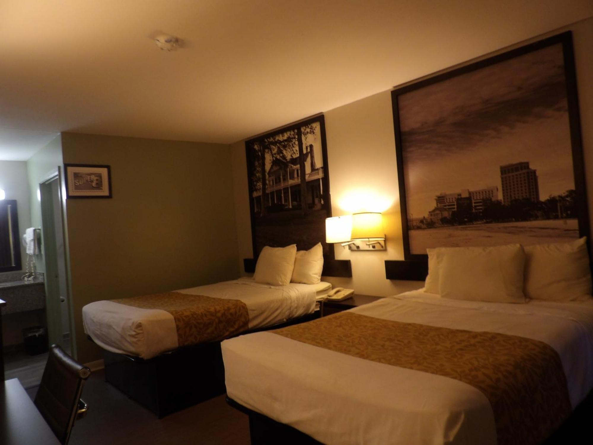 Super 8 By Wyndham Biloxi 3*